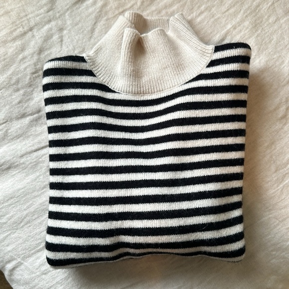 H&M premium striped wool sweater - Picture 6 of 12